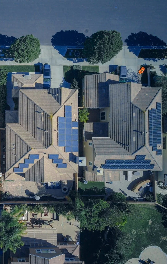 cuantos paneles solares necesito para una casa